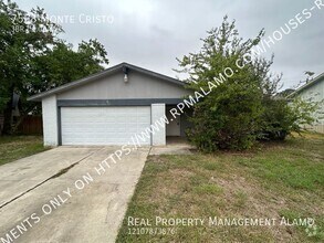 Building Photo - 3 Bedroom / 2 Bath Home In Converse, TX!