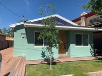 Building Photo - 1025 20th- RC