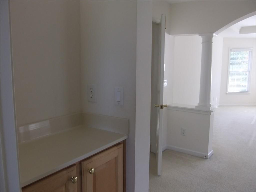 Building Photo - 2745 Niblick Way