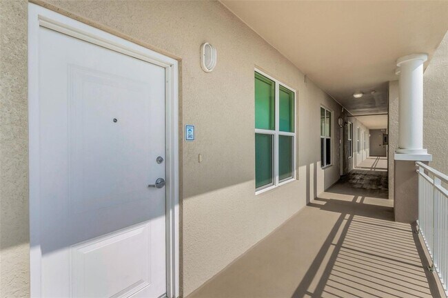 Building Photo - 125 Island Way
