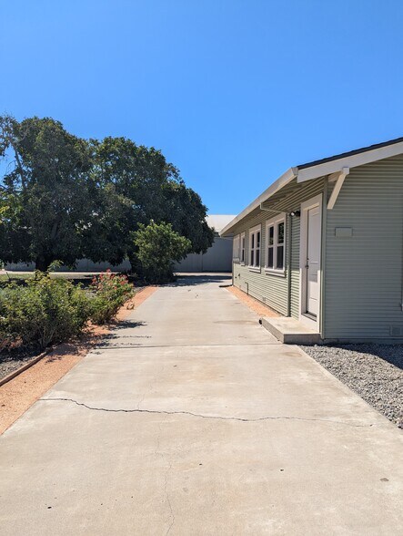 Building Photo - 211 Freitas Rd