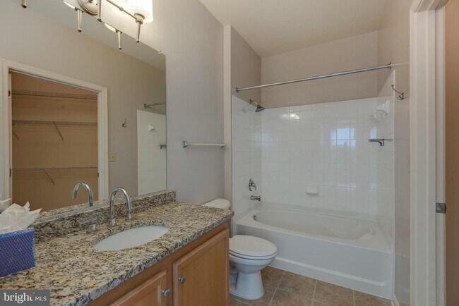 Building Photo - 2665 Prosperity Ave