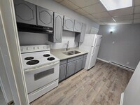 Building Photo - 518 Moen Ave