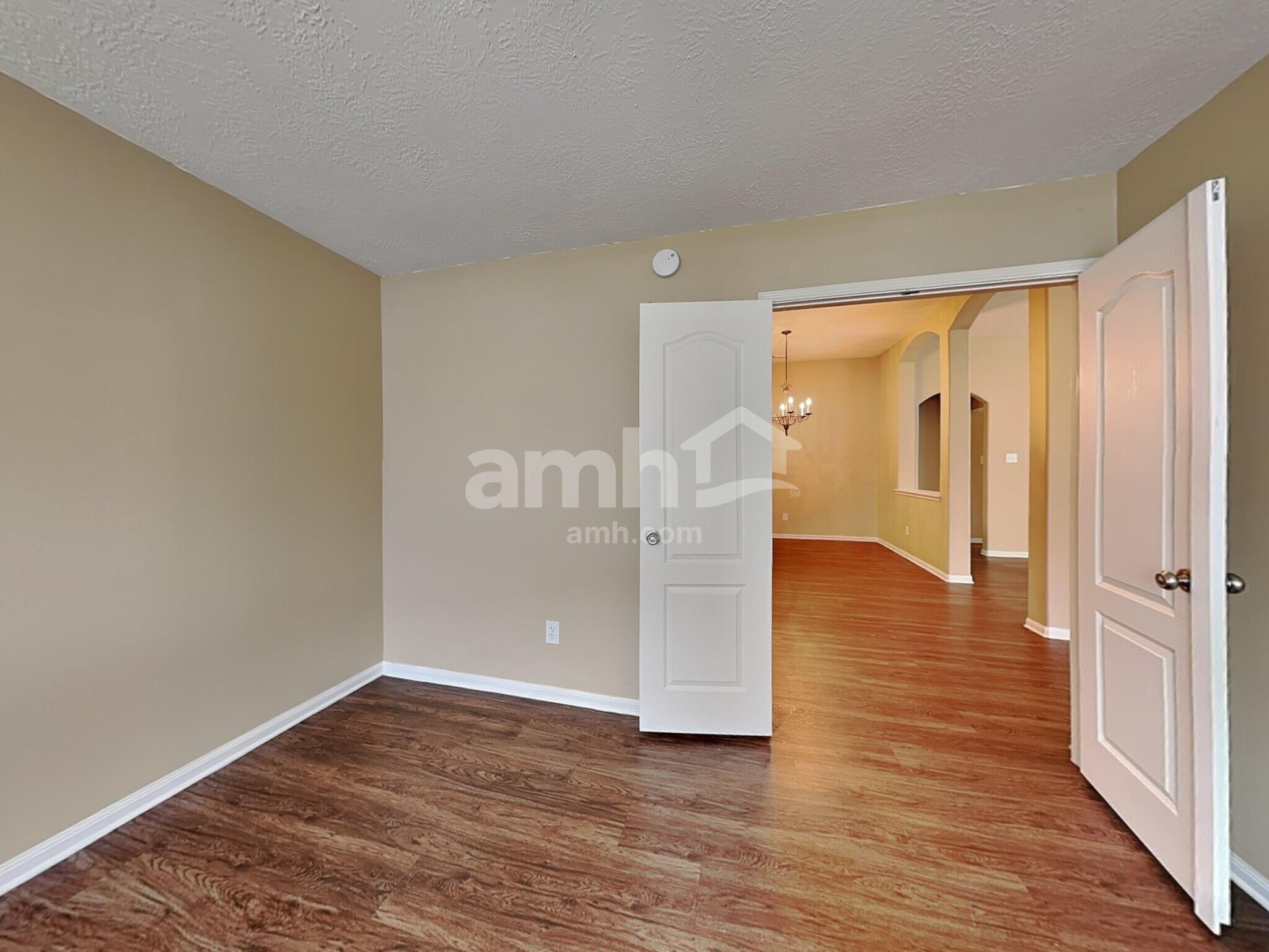 Building Photo - 7612 Misty Lake Ln