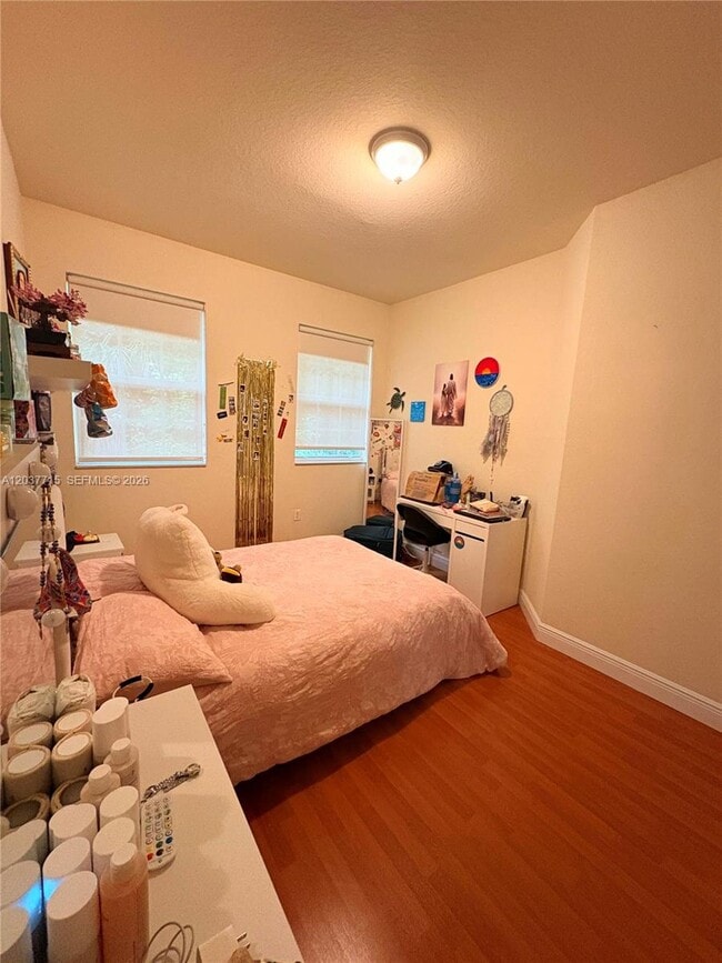 Building Photo - 280 Las Brisas Cir