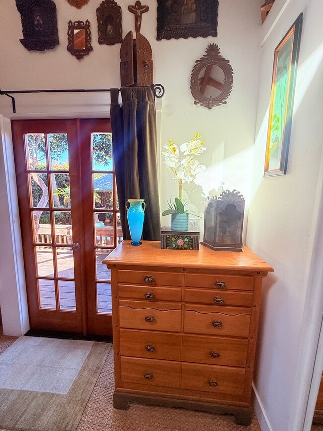 Building Photo - FULLY FURNISHED 30+ RENTAL IN SANTA BARBARA, Owner prefers 6-12 lease | Pet Friendly House