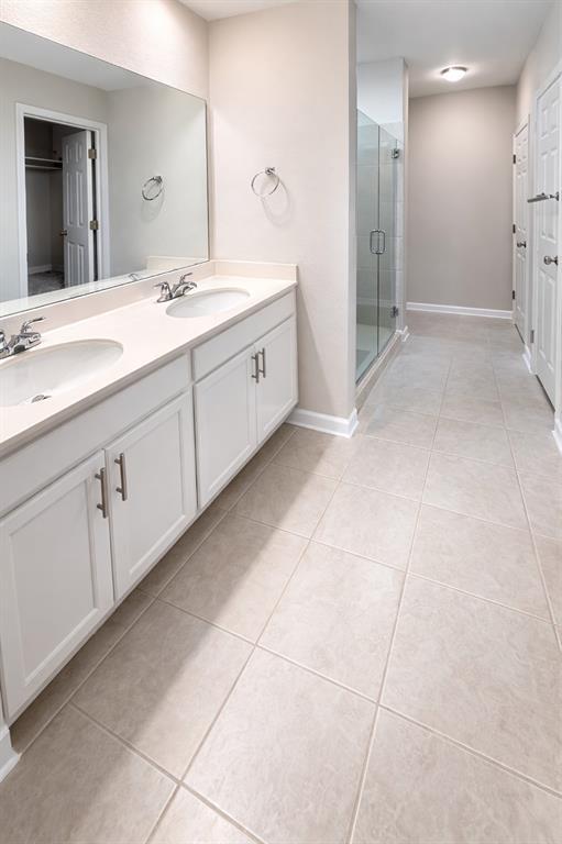 Building Photo - 3200 W College Park Dr