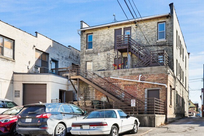 Building Photo - 1216 Williamson St
