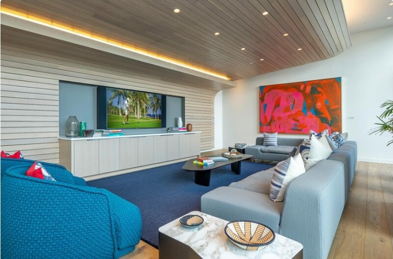 Building Photo - 1001 Queen St