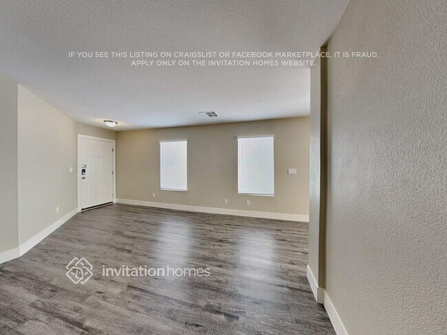 Building Photo - 8648 Shady Pines Dr