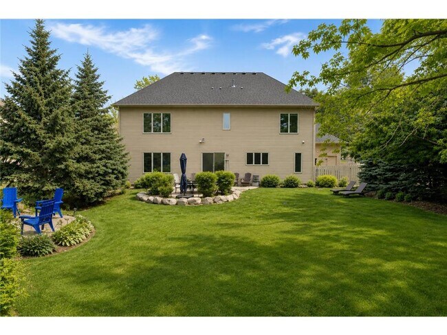 Building Photo - 645 Ramsey Cir
