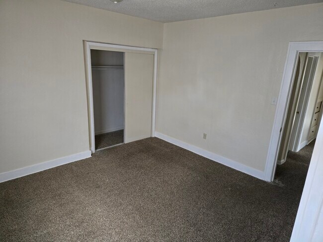 Building Photo - 418 Colorado Ave