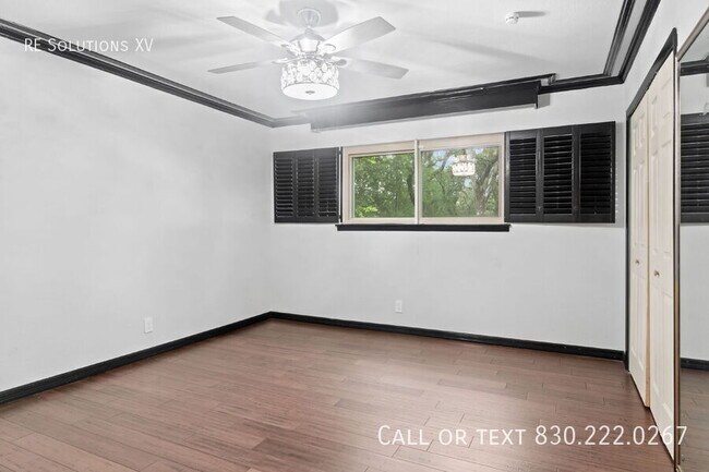 Building Photo - 28160 Windwood Dr E