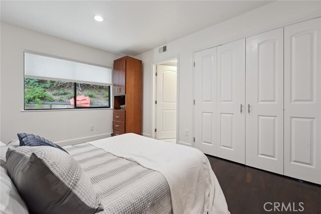 Building Photo - 4372 Park Vicente