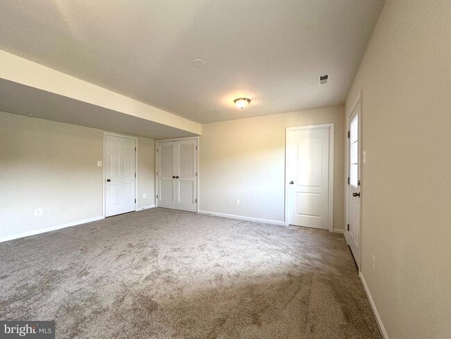 Building Photo - 10373 Lantern Ln