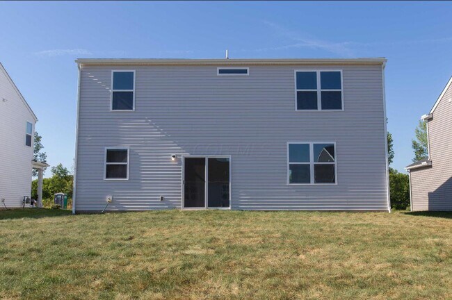 Building Photo - 105 Hutchison St
