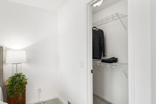 Building Photo - Updated Townhouse in Lynnwood-with Garage ...