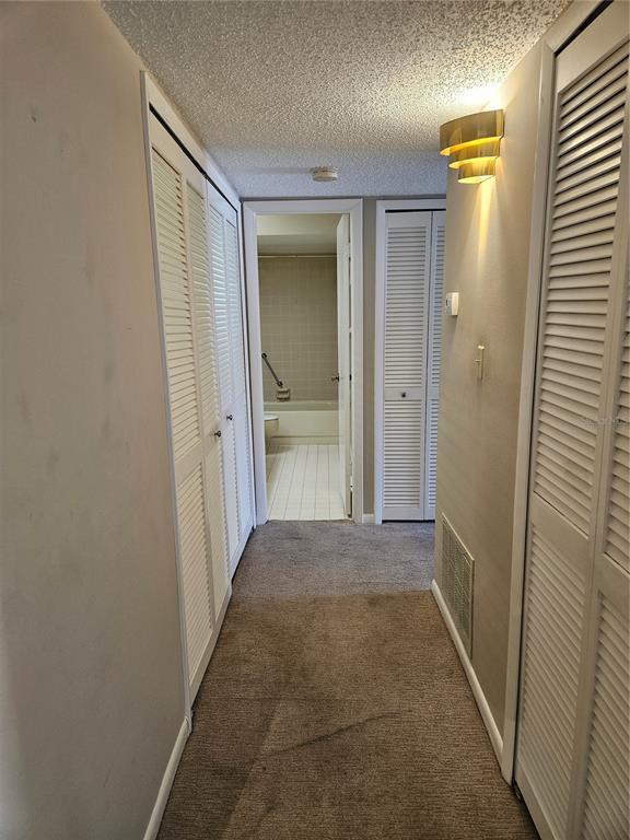 Building Photo - 7 Escondido Cir