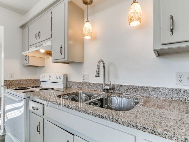 Building Photo - 4506 NW 26th St