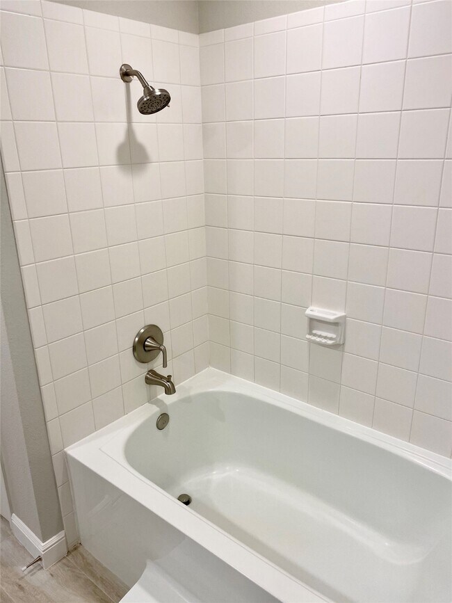 Building Photo - 66 Scarlet Woods Ct