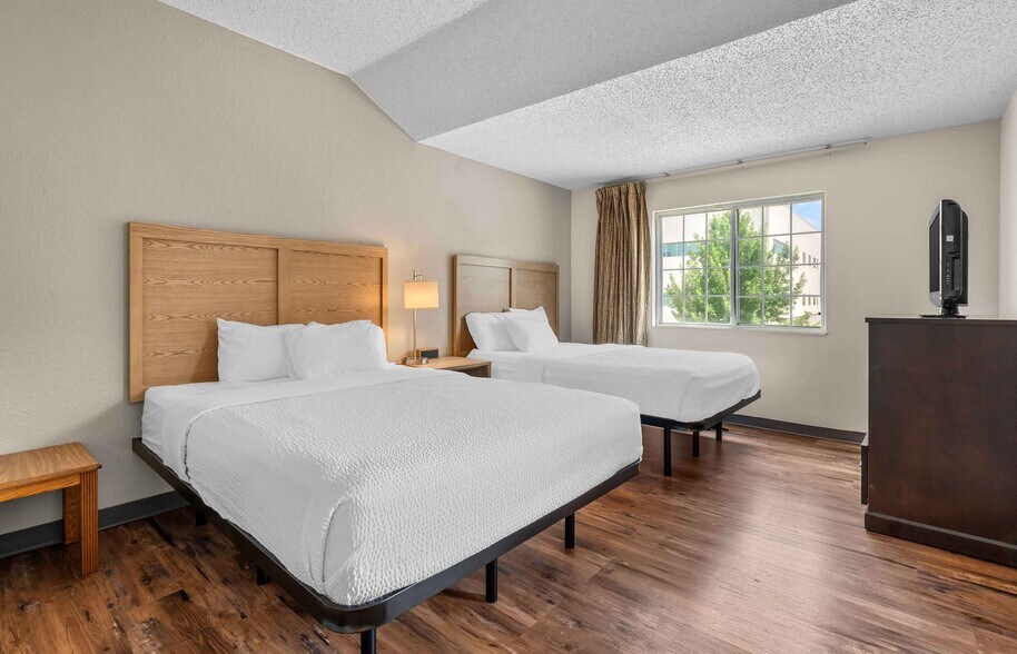 Building Photo - Furnished Studio-Dallas - Plano Parkway