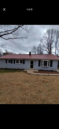 Building Photo - 2036 Pope Rd