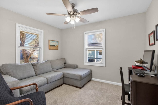 Building Photo - 32 Warren Dr