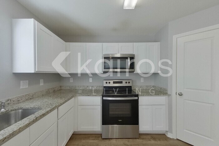 Building Photo - 4232 Swensson St