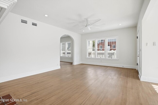 Building Photo - 2817 Selma St