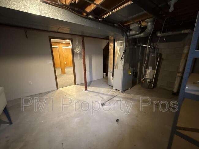 Building Photo - 8150 S 88th St