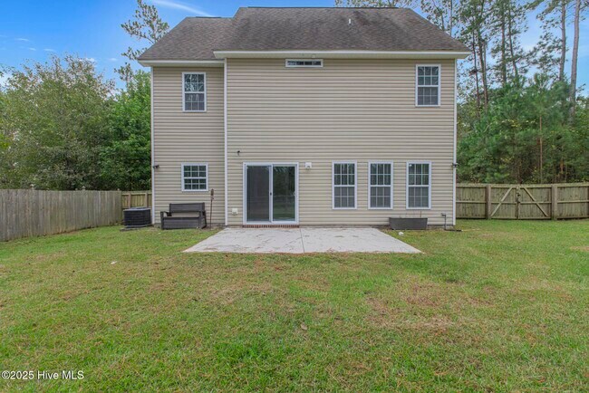 Building Photo - 1390 Gould Rd