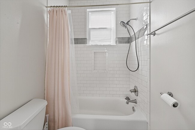 Building Photo - 916 Dawson St