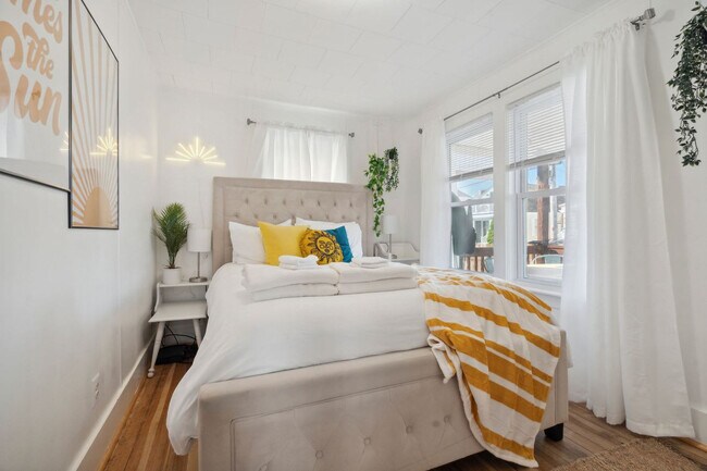 Building Photo - 20 Highland Ave