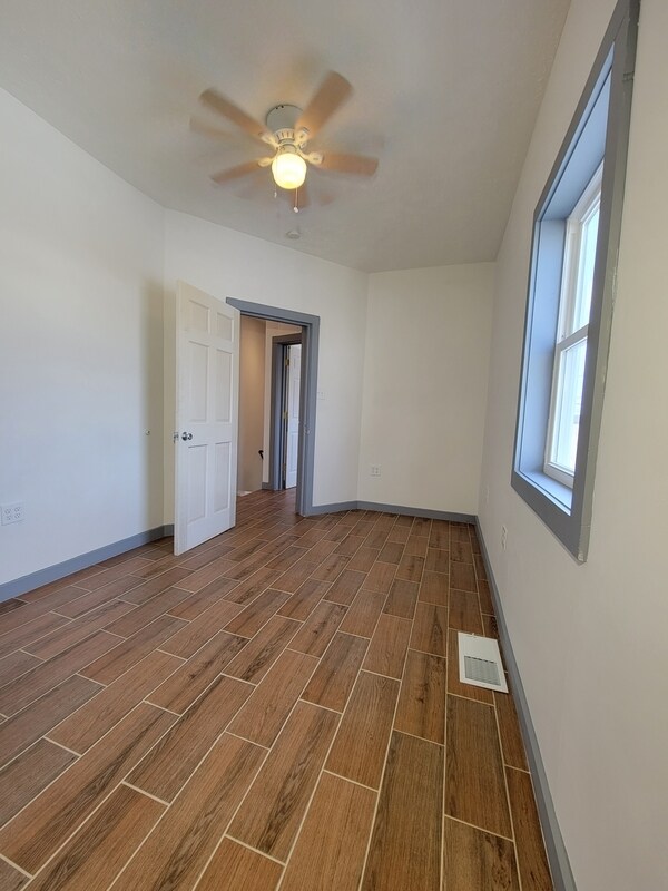 Building Photo - 808 E Water St