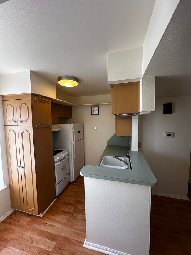 Building Photo - Normandy Village - Studio Apartment