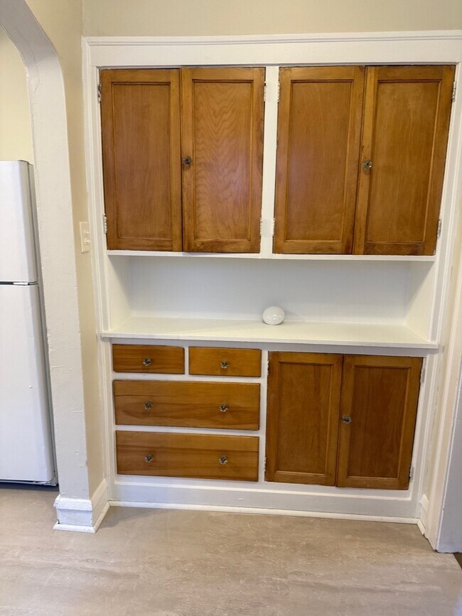 Building Photo - 12754 S Union Ave