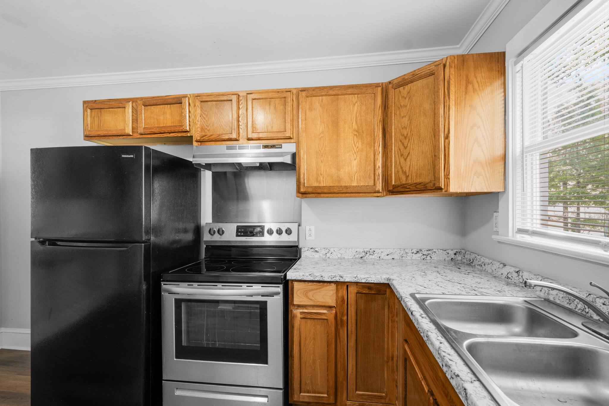 Building Photo - 4427 Northaven Dr