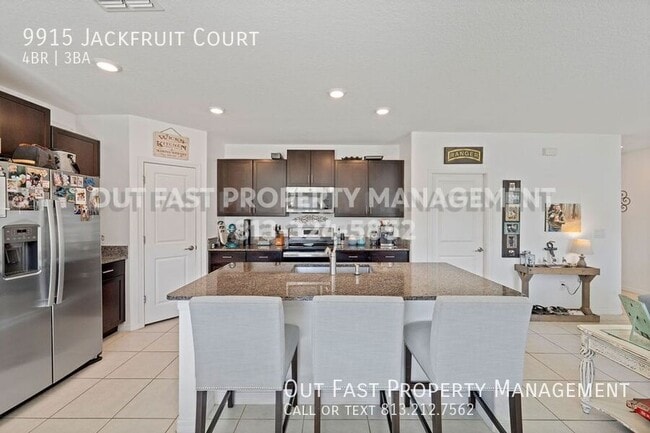 Building Photo - 9915 Jackfruit Ct