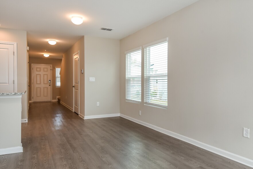 Building Photo - 12719 Camden Rd