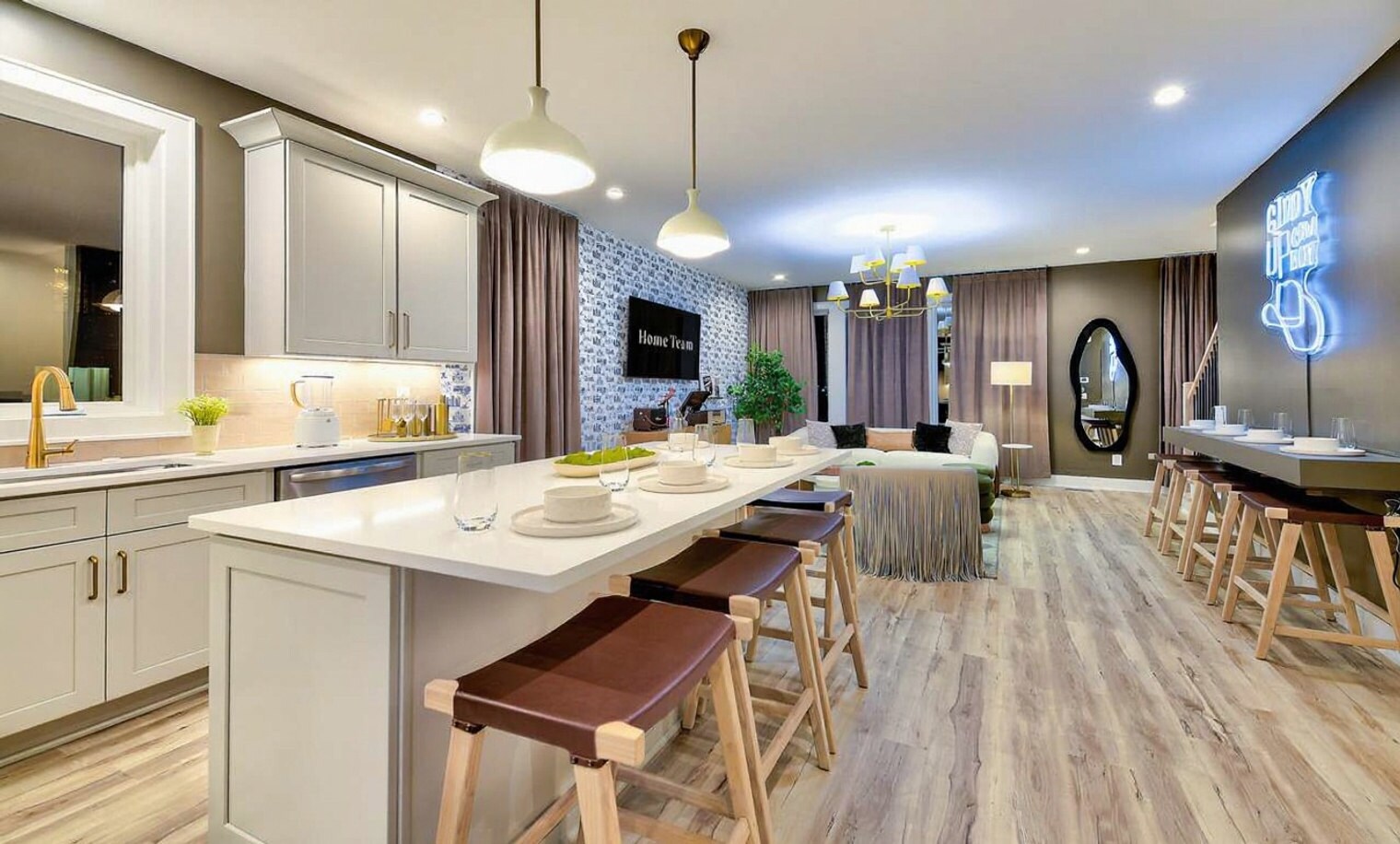 Building Photo - 1112 Baptist World Center Dr