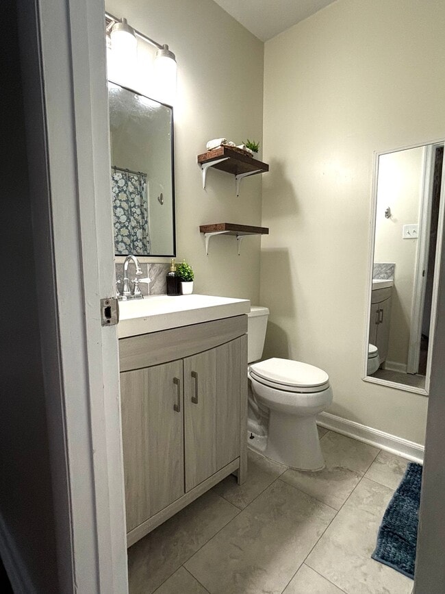 Building Photo - 5276 Mulberry Ct