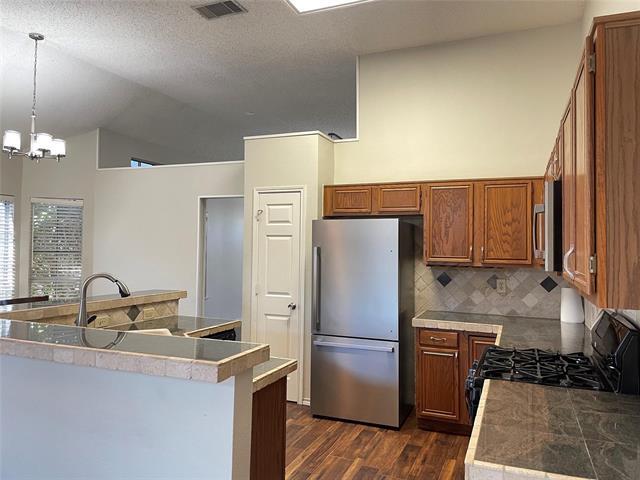 Building Photo - 9705 Carmel Valley Dr