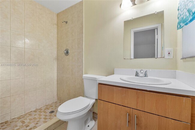 Building Photo - 5320 NW 15th Ct