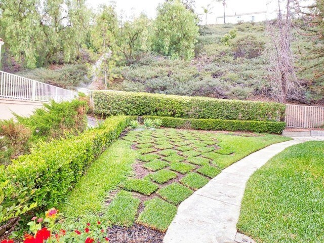 Building Photo - 968 C. Amable