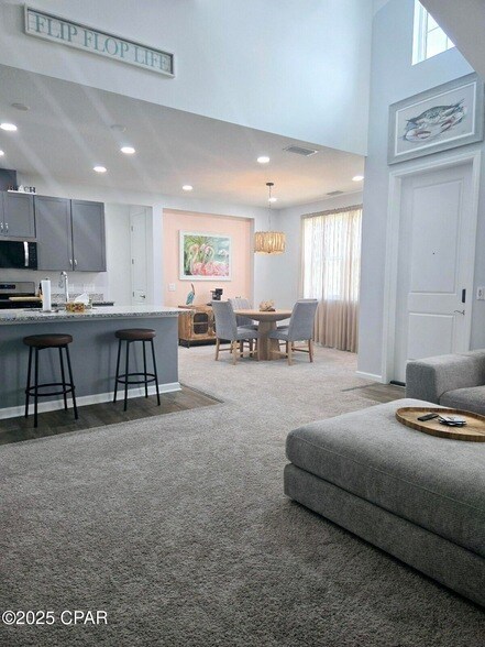 Building Photo - 8634 Sand dollar Dr