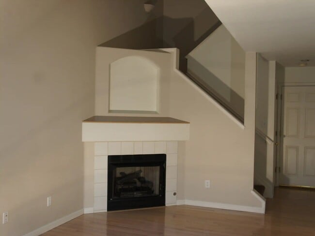 Building Photo - 7776 W 90th Dr