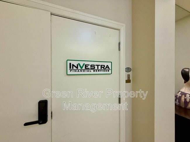 Building Photo - 1431 Riverplace Blvd
