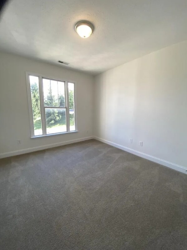 Building Photo - 50 Enchanted View Cir