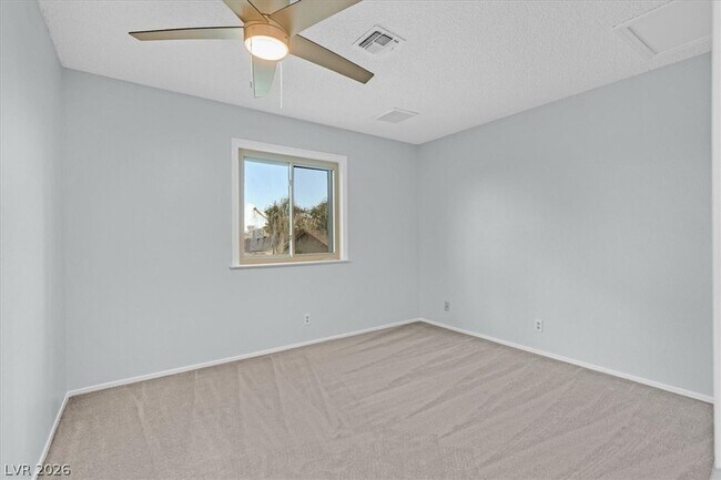 Building Photo - 2238 Marlboro Dr