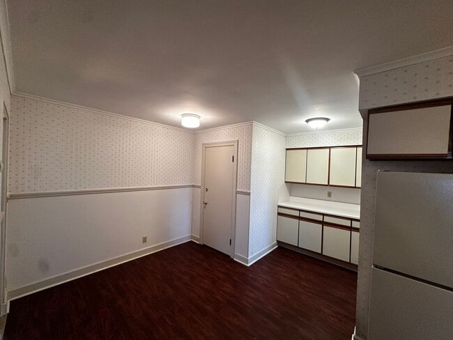 Building Photo - 255 Market St